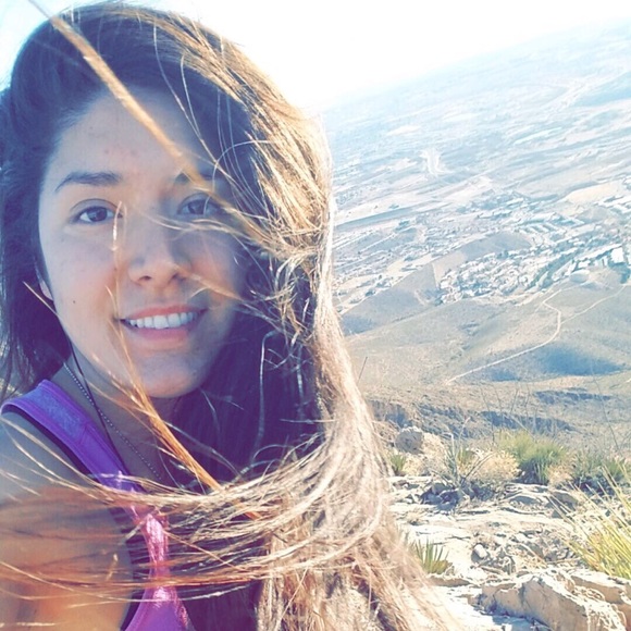 Meet your Posher, Lorane - Picture 1 of 1